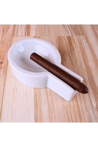 Perlotus Porselen Beyaz Şeffaf Sırlı Puro Küllüğü Sert Porselen 10 Cm