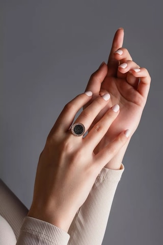 Lamponi Yuvarlak Siyah Taşlı 925 Ayar Altın Kaplama Halka 206255016 Altın