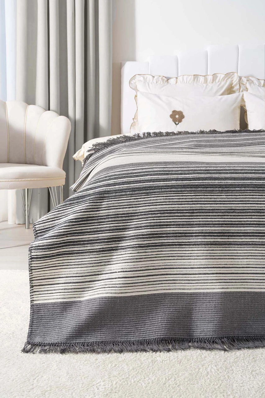 Veloura Antrasit Çift Kişilik Püsküllü Battaniye Antrasit