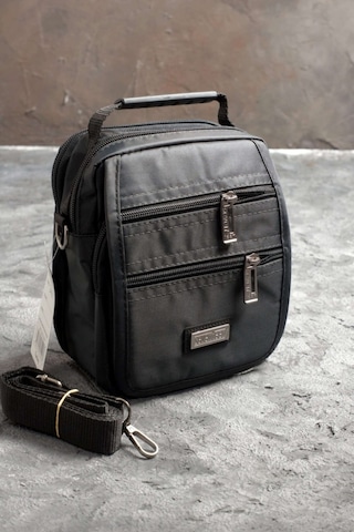 Seventeen Çok Gözlü El Ve Omuz Askılı Siyah Su Geçirmez Çanta 3497 Siyah