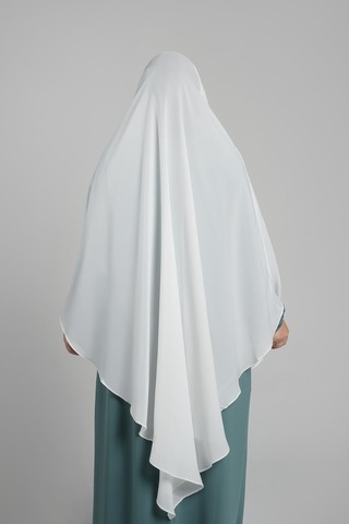 Hürrem Bone Krem Pratik Hazır Geçmeli Tesettür Eşarp Krep Bağcıklı Sufle Hijab 2313 40 Krem