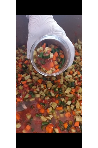 Domates Soslu Acı Karışık Salata Turşu-600 Gr