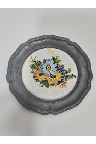 Vintage Zınn Çerçeveli Dekoratif Çiçek Temalı Duvar Tabağı 10cm 005