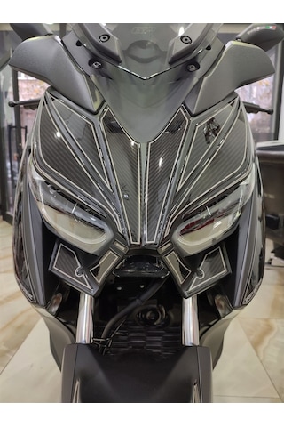 Yamaha Xmax 2018-2021 Karbon Desen Ön Far Üstü Pad