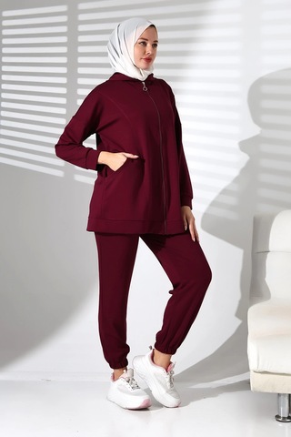 Kadın Mevsimlik Alt Ve Üst Rahat Mürdüm Spor Tesettür Takım Mürdüm
