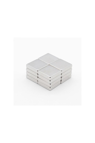 Güçlü Kare Neodyum Mıknatıs 20x20x5 Mm 4 Adet