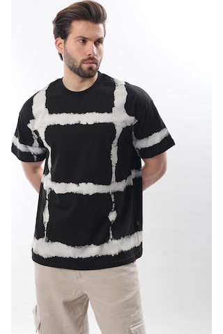 Madmext Siyah Bisiklet Yaka Baskılı Basic Erkek T-shirt E7109 Siyah