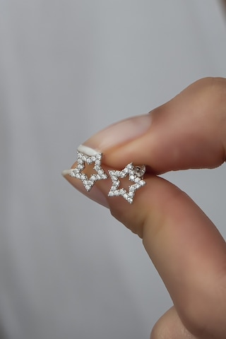 Nereze 925 Ayar Gümüş Minik Rodyum Kaplama Yıldız Küpe