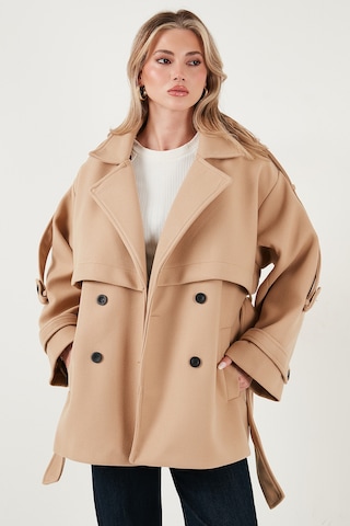 Lela Bayan Kaban 6839669 Camel Camel