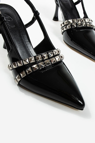Duxal Shoes Davin Zımbalı Detay Bilek Bağlı Arkası Açık Kadın Klasik Topuklu Ayakkabı Siyah