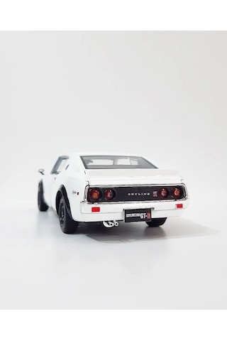 Nissan Skyline 1:24 Model Maket Araba Beyaz