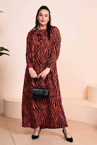 Kadin Anne Buyuk Beden Elbise Cicekli Tesettur Giyim 001