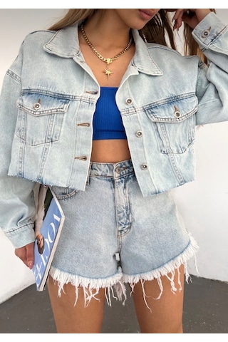 Kadın Mavi Oversize Crop Kot Ceket - Altı Kesik Dikişsiz Tasarım Çift Cepli Buz Mavi