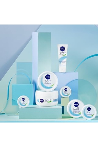 Nıvea Soft Krem 75 Ml, Nemlendirici Bakım Kremi, Yüz, Vücut, El, Jojoba Yağı Ve E Vitamini İle Cilt Bakımı, Anında Emilen Hafif Formül, Tüm Ciltler İçin