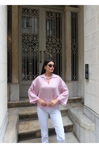 Kechi Woman Çizgili Transparan Kumaş Polo Yaka Bluz Pembe