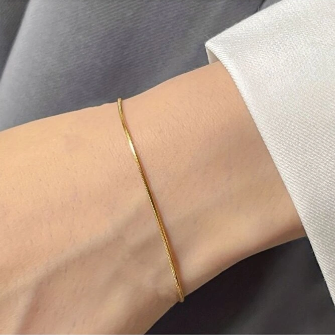 İtalyan Çelik Bileklik Orta Kalınlık Unisex Ürün Hediyelik Bileklik Çelik Gri