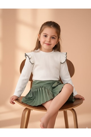 Naystyle Fırfır Ve Pile Detaylı Şık Kombin: Melina Kids Kız Çocuk Beyaz Fırfırlı Fitilli Bluz Ve Haki Deri Görünümlü Pileli Etek Takımı Yandan Fiyonklu Açık Mint Yeşili