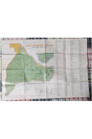 İstanbul'a Bağlı Belediyeler Ve Anıt Eserler Atlası - Atlas Dergisi Eki Map Harita
