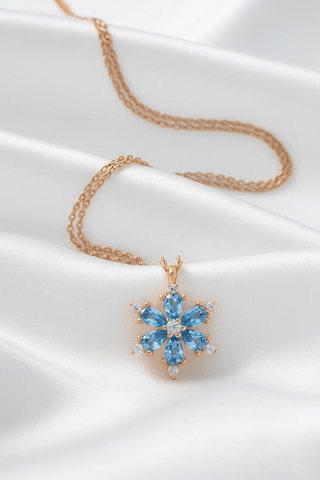Çekirdekjewelry 925 Ayar Gümüş Kamelya Çiçeği Kolye Pembe