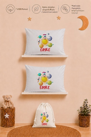 Erkek Bebek İsme Özel Hediye Seti 2 Adet %100 Pamuk 35x45 Yastık Kılıfı Ve Ham Bez Kıyafet Kesesi 2056y2kyx