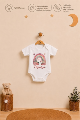 Pia Baby İsimli Kız Bebek Hediye Seti %100 Pamuk Organik Baskılı Body Yastık Kılıfı Ve Ham Bez Bebek Kıyafet Kesesi 1097byk3x Ekru