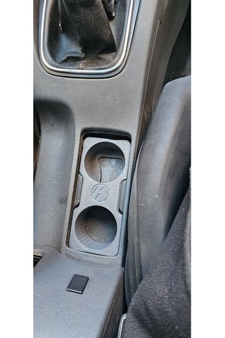 Volkswagen Golf 5 & 6 Bardaklık, Bardak Tutucu Standart