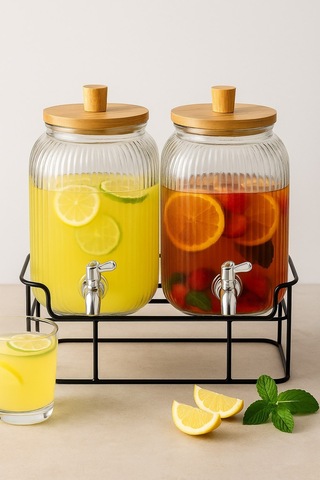 Qerhome 2'li Cam Şerbetlik Seti Musluklu, Bambu Kapaklı, Standlı 3.75 Lt + 3.75 Lt