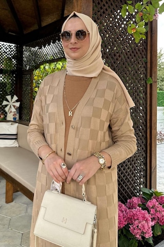 Dama Desenli Bej Triko Hırka Çok Renkli