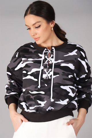 Sweetness Kadın Kamuflaj Desenli Önü Bağcıklı Oversize Sweatshirt SIYAH