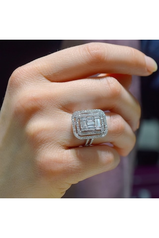 Lilarote 1.28 Ct Baget Pırlanta Yüzük