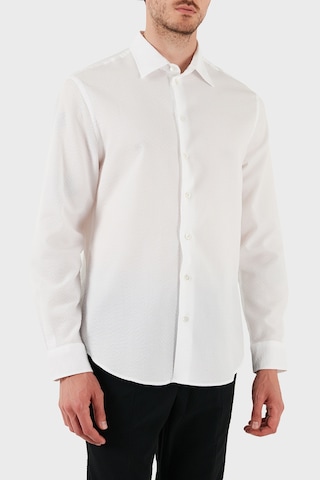 Emporio Armani Pamuklu Regular Fit Uzun Kollu Gömlek Erkek Gömlek Em000099 Te14192 U0002 Beyaz