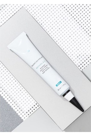 İnce Çizgilerin Ve Kırışıklıkların Giderici Ve Retinol 0.3 Gece Bakım Kremi 30 Ml