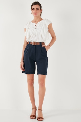 Lela Pamuklu Relaxed Fit Yüksel Bel Kemerli Gabardin Short Bayan Şort 668Yp4710 Lacivert