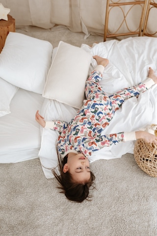 Kovboy Çizme Baskılı Color Shapes Çocuk Pijama Seti Krem