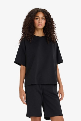 Defacto Regular Fit Normal Bel Düz Paça İnce Bermuda Şort W9369az25aubk81 Siyah