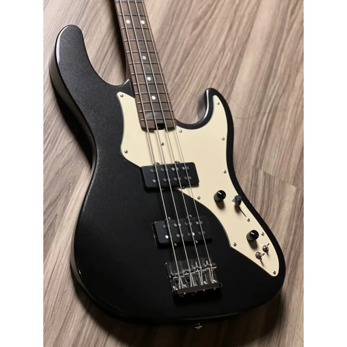 Soloking Mj-1 Classic Bass İn Black Metallic With Roasted Maple Neck Metalik Gri