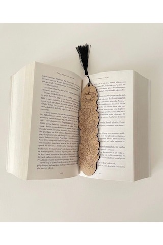 Kahve Ve Çiçek Desenli Kitap Ayracı