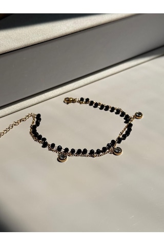 Siyah Boncuklu Sallantılı Taşlı Altın Kaplama Bileklik Altın