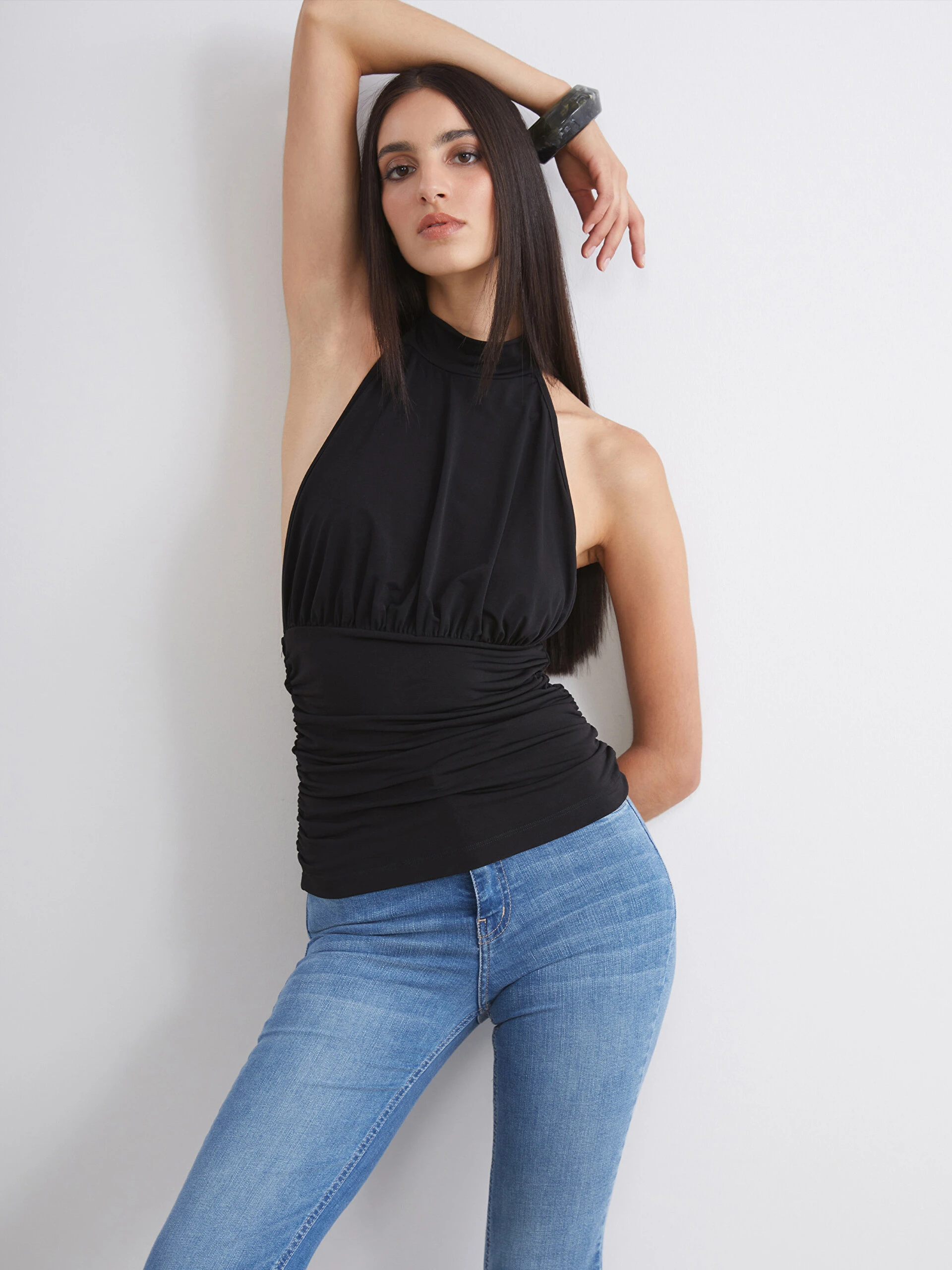 LC Waikiki Siyah Halter Yaka Büzgülü Bluz