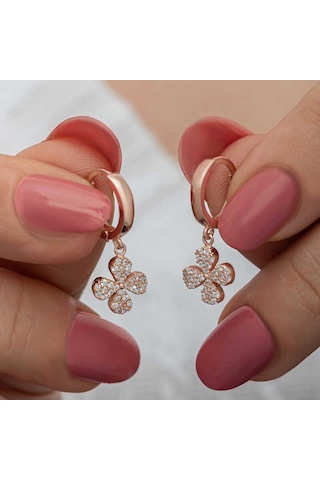 Aya Diamond Gümüş Rose Sallantılı Yonca Kadın Küpe Rose