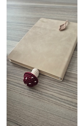 Bordo Mantar Amigurumi Kitap Ayracı Kitap Aksesuarı Hediyelik