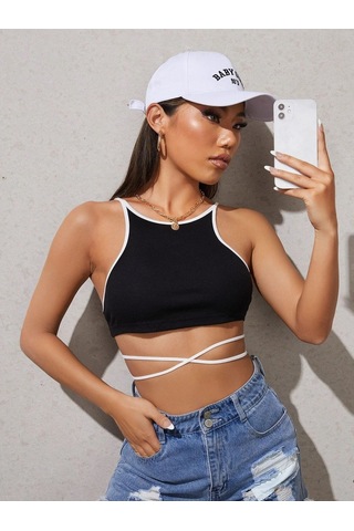Askılı Halter Yaka İpli Siyah Renk Fitilli Crop Top Bluz