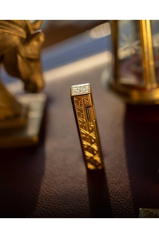Caka Petra Gravür Aureo El Yapımı Benzinli Pirinç Çakmak Sarı