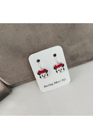 926 Ayar Gümüş Çocuk Küpesi Zarif Ve Güvenli Tasarım Model 2 Gümüş