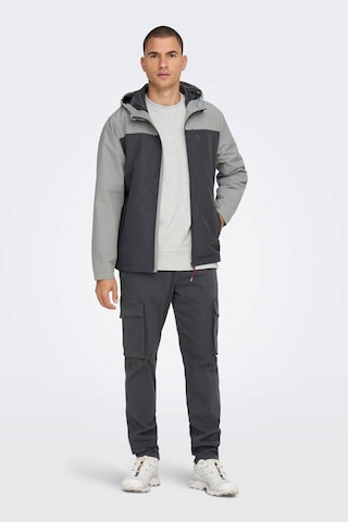 Only & Sons Erkek Onsmack Su Geçirmez Kapüşonlu Ceket 22024207 Gr Gri