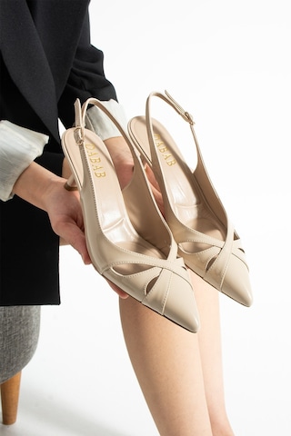 Dabab Shoes Sıeny Kadın Bej 6 Cm Topuklu Arkası Açık Tokalı Sivri Burun Rugan Ayakkabı