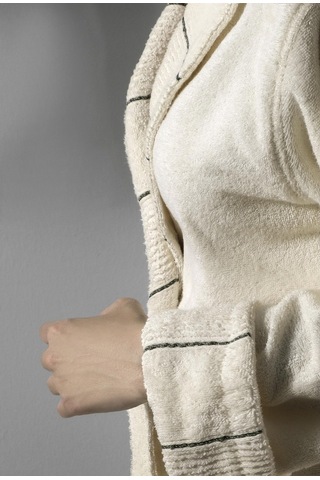 Carmine Robe Cream - Ekstra Yumusak, Modern Ve Ozel Tasarim %100 Krem