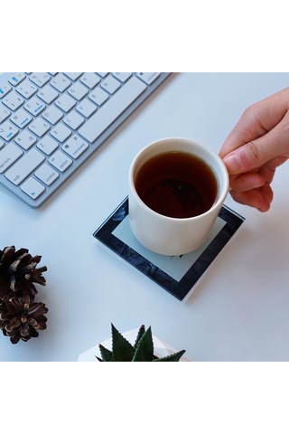 Decorita Cam Bardak Altlığı P Harfli Tasarım 4'lü Takım 10 x 10 CM Çok Renkli