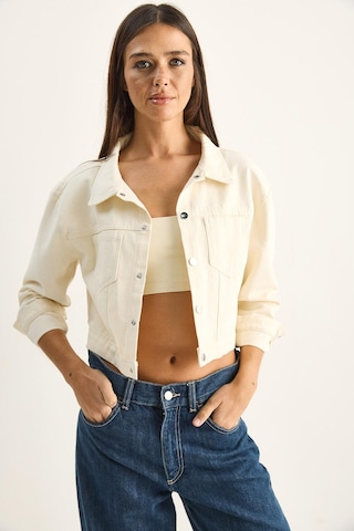 Shade Kadın Çift Cep Detaylı Çıtçıt Kapamalı Mevsimlik Denim Ceket 60282057 - Krem