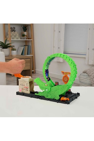 Hot Wheels Düşman Yaratıklar Oyun Seti HDR29-HKX39